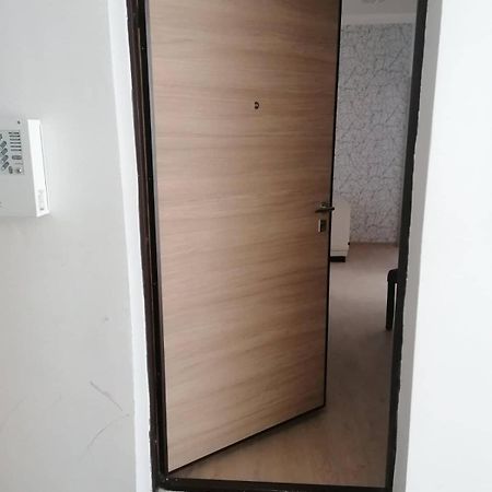 Hostel Denica Skopje Ngoại thất bức ảnh