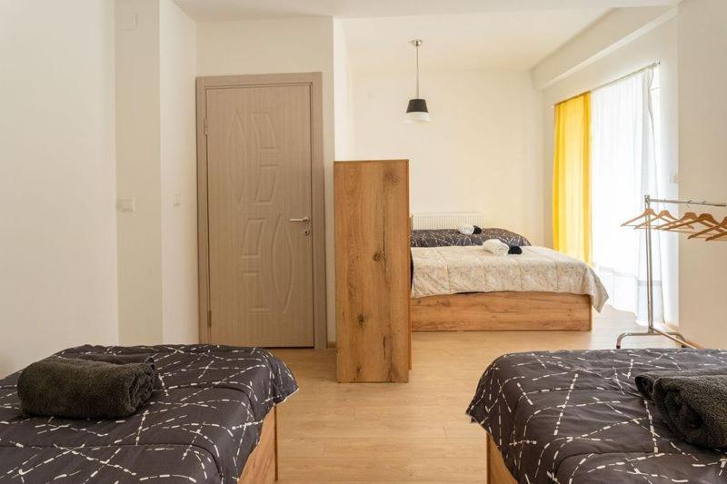 Hostel Denica Skopje Ngoại thất bức ảnh