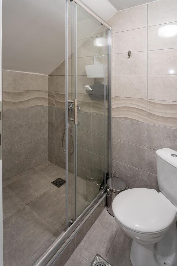 Hostel Denica Skopje Ngoại thất bức ảnh