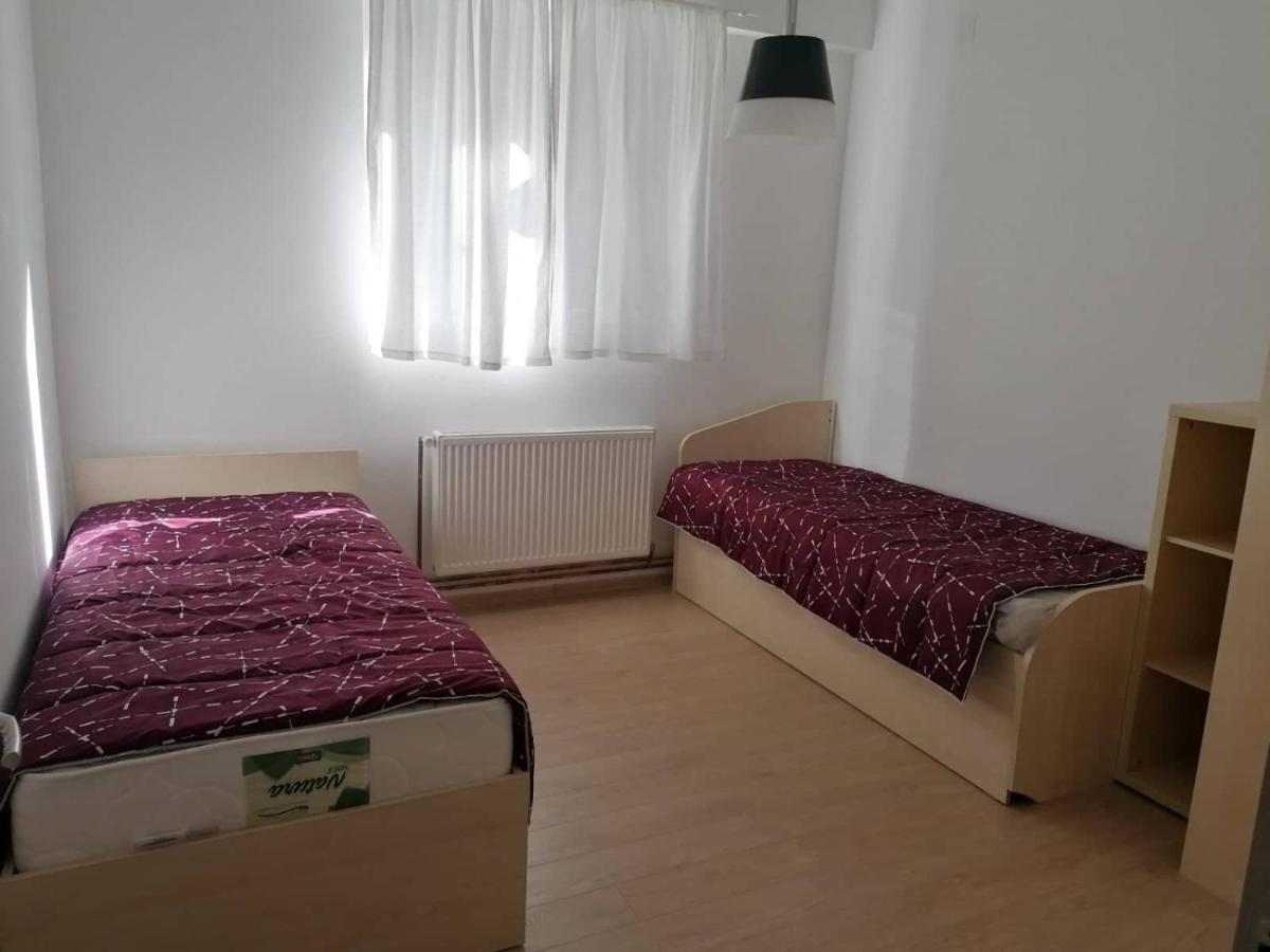 Hostel Denica Skopje Ngoại thất bức ảnh