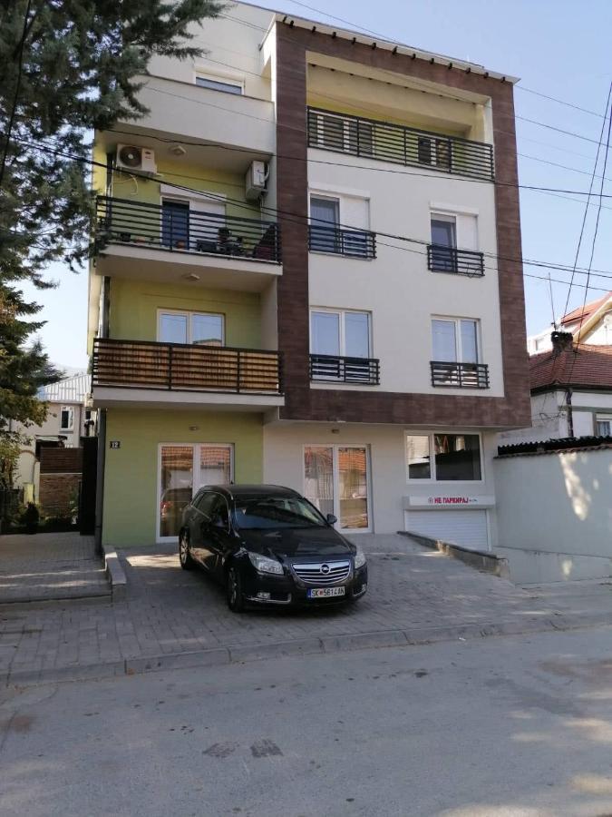 Hostel Denica Skopje Ngoại thất bức ảnh