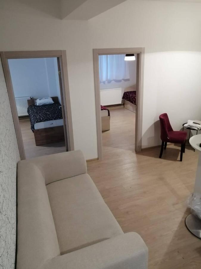 Hostel Denica Skopje Ngoại thất bức ảnh